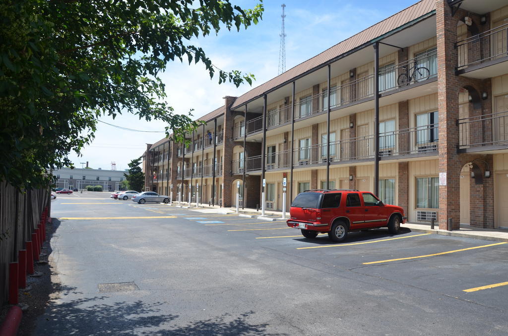 Knights Inn - Nashville Downtown Exterior foto